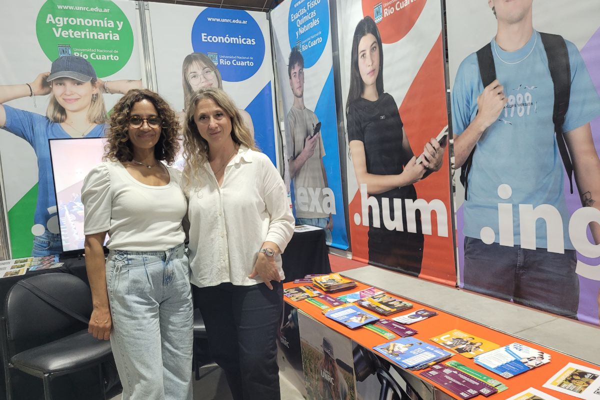 Centenares de alumnos buscan su futuro en la primera Feria Incentiva 2024 - imagen 3