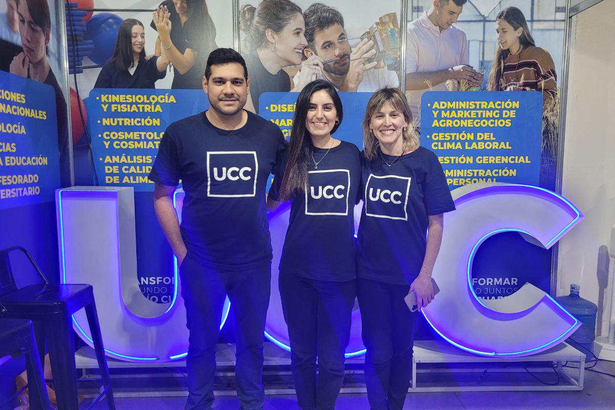 Centenares de alumnos buscan su futuro en la primera Feria Incentiva 2024 - imagen 2