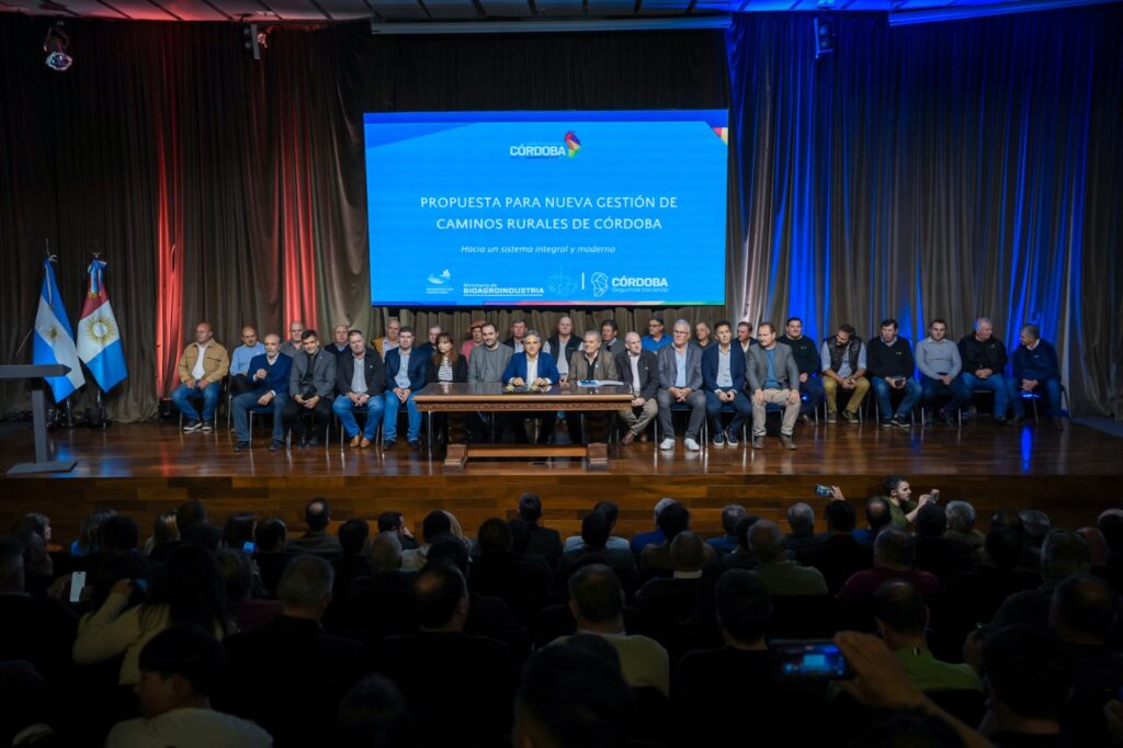 Llaryora impulsa un nuevo modelo vial con $12.500 millones y una ley consensuada - imagen 2