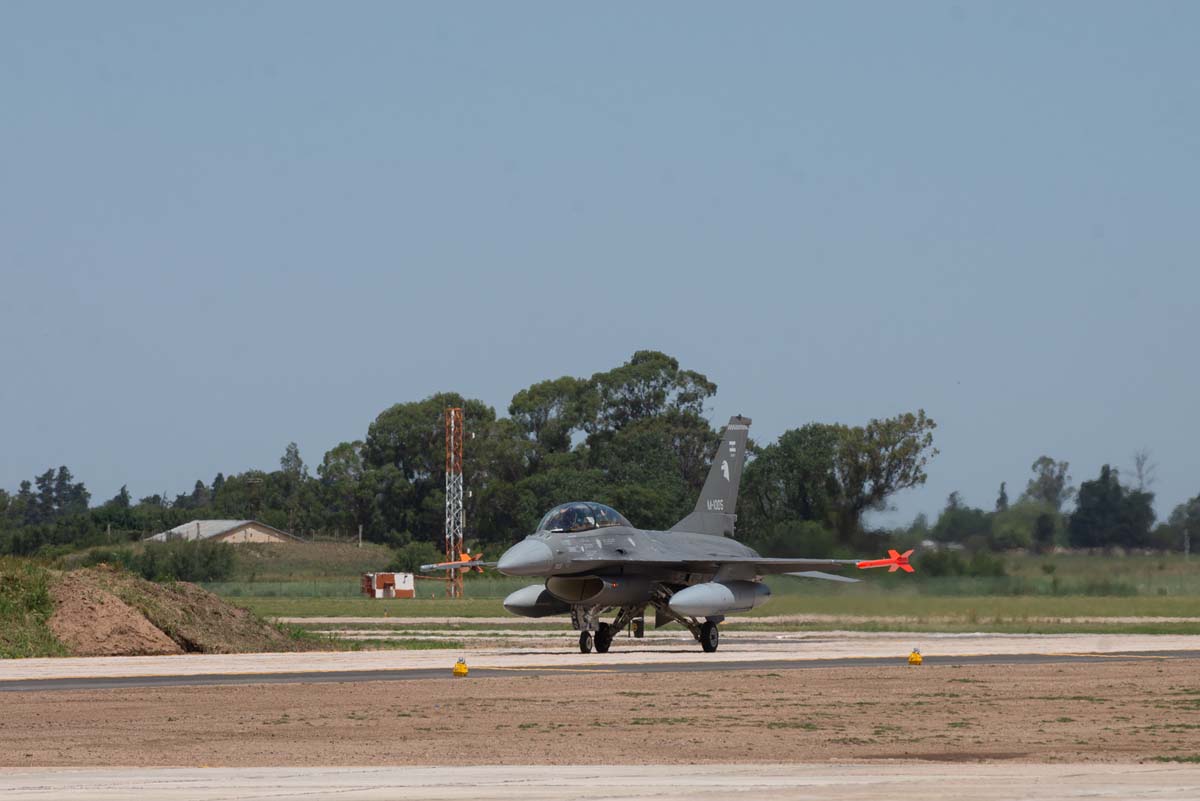 El Gran Río Cuarto recibió los F-16: este sábado será el acto oficial con el presidente Milei - imagen 8